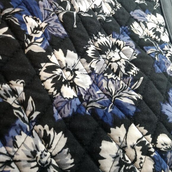 Large Vera Bradley Floral Tote - Blue/Lavender/Black/Gray 18" x 14" x 6-1/2" - Picture 10 of 11